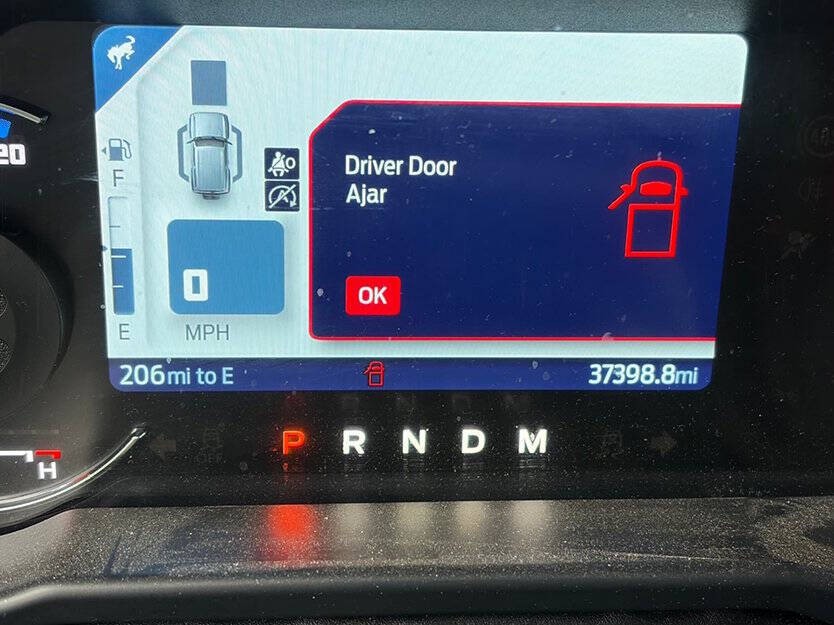 2022 Ford Bronco Image 8