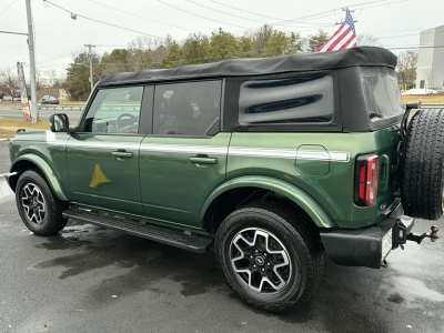 2022 Ford Bronco Image 5