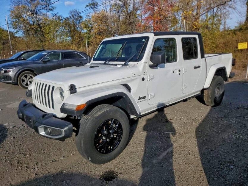 2022 Jeep Gladiator Image 2
