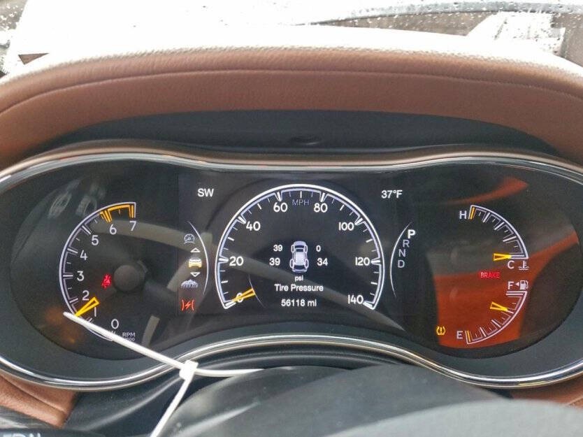 2017 Jeep Grand Cherokee Image 8