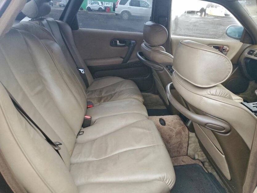 1992 Nissan Presidente Image 6