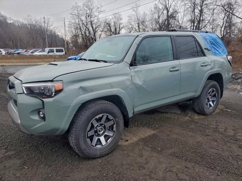 2023 Toyota 4Runner Image 2