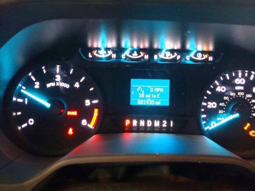 2025 Ford E-Series Image 8