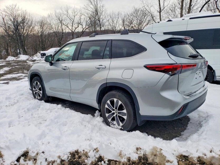 2023 Toyota Highlander Image 4