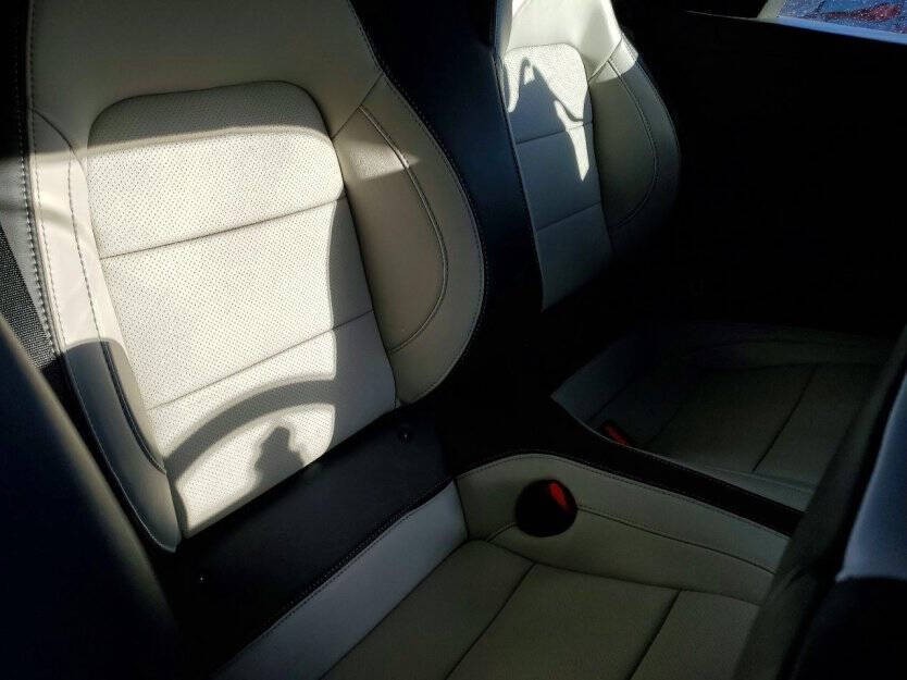 2025 Ford Mustang Image 7