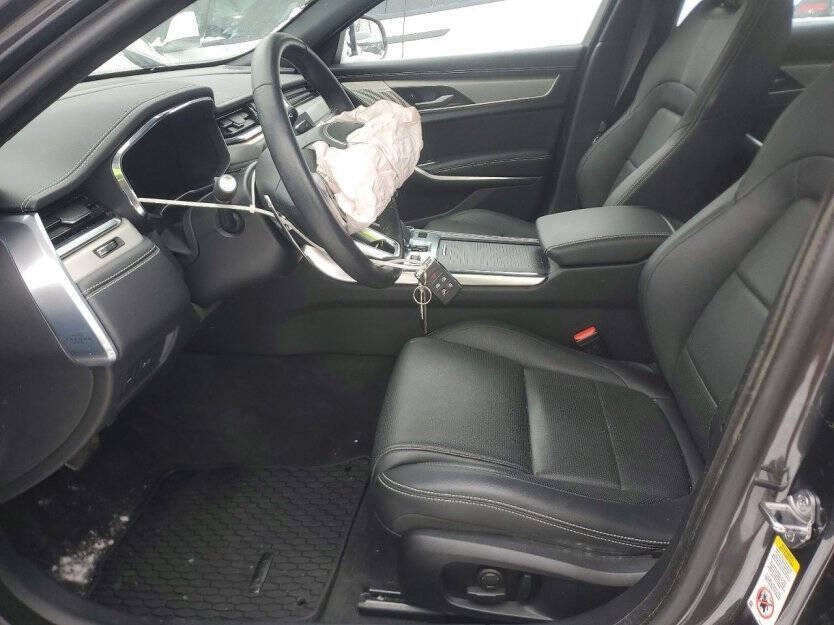 2024 Jaguar XF Image 6