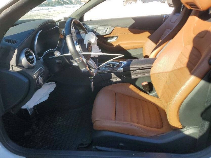 2021 Mercedes-Benz C-Class Image 6