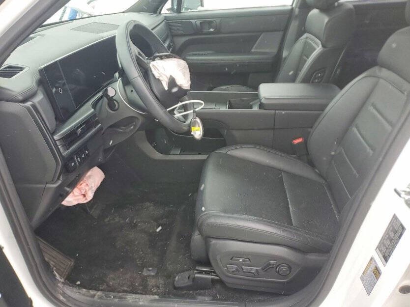 2025 Hyundai Santa Fe Image 6