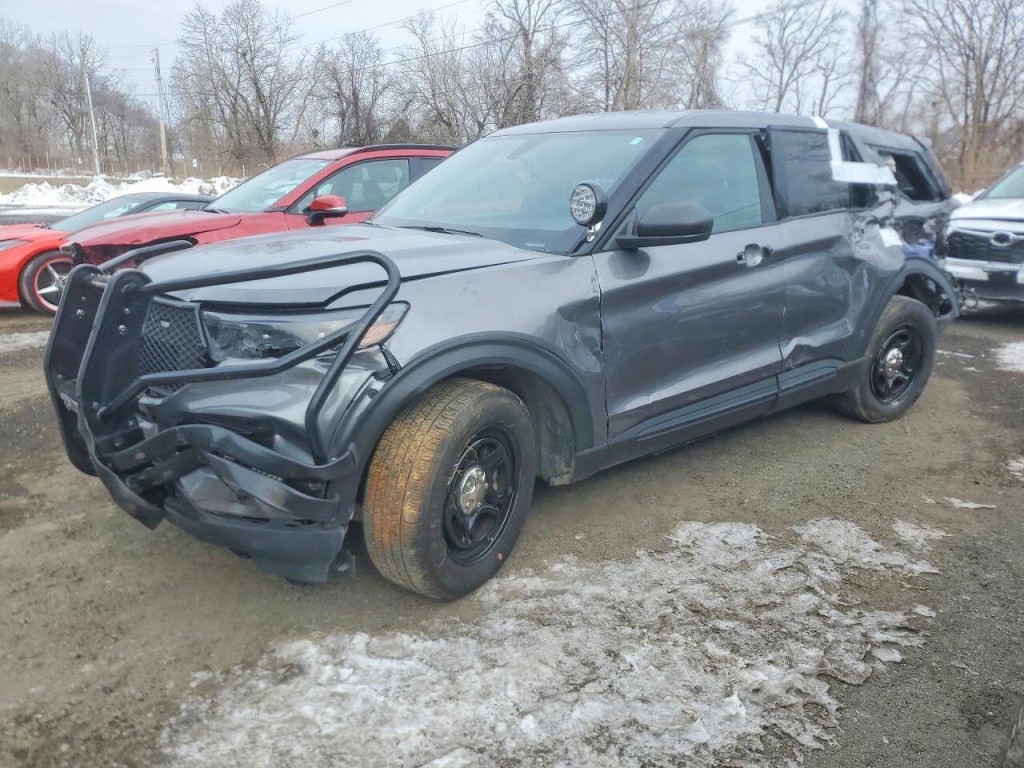 2023 Ford Explorer Image 2