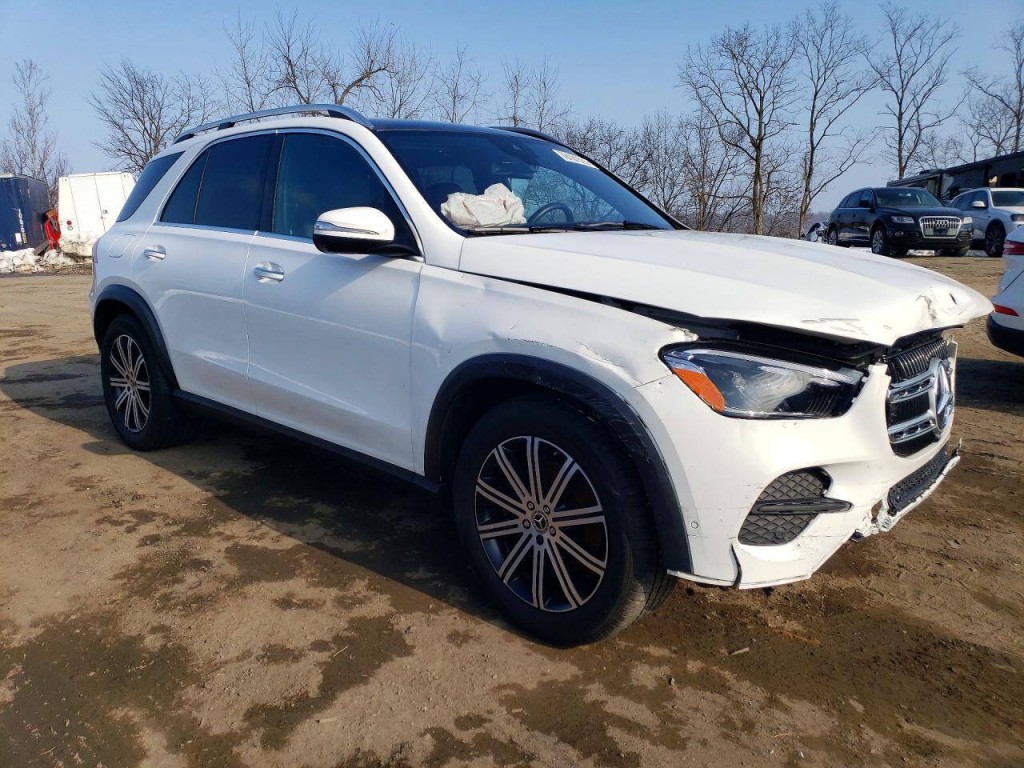 2024 Mercedes-Benz GLE-Class Image 1