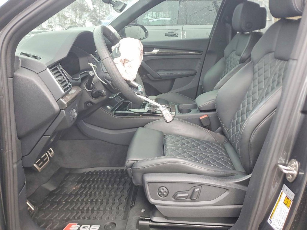 2025 Audi Q5 Image 6