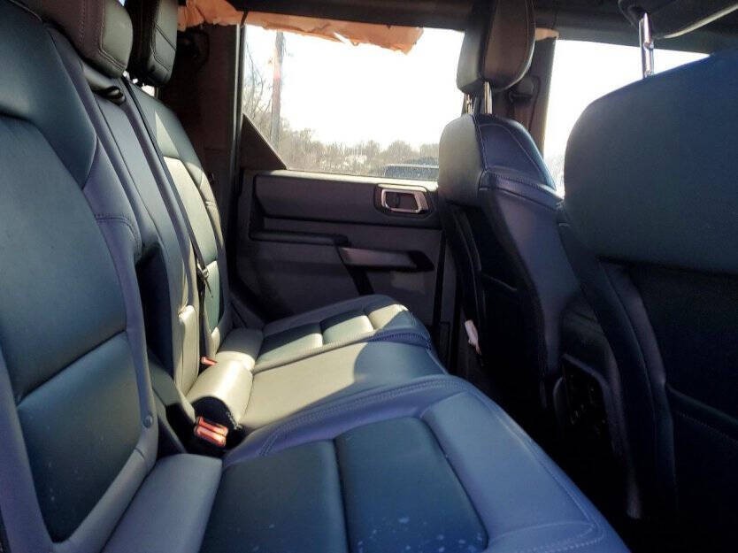 2024 Ford Bronco Image 9