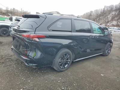 2025 Toyota Sienna Image 4
