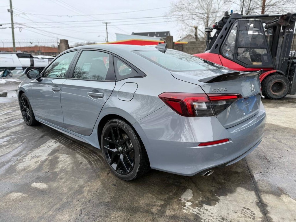 2025 Honda Civic Image 3