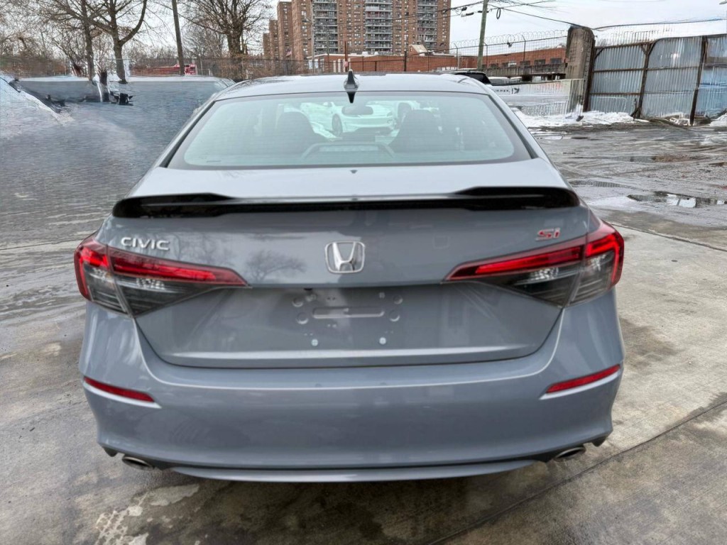 2025 Honda Civic Image 4