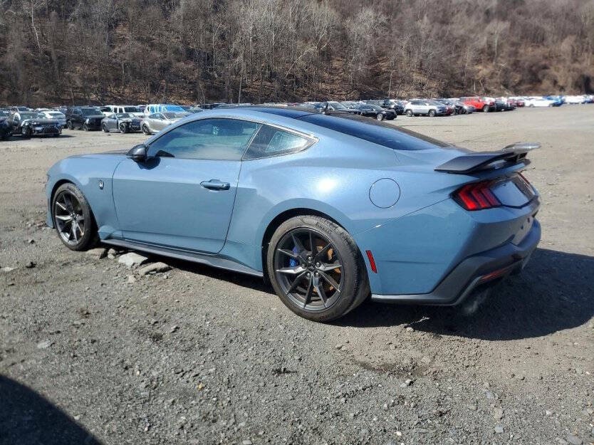 2024 Ford Mustang Image 3