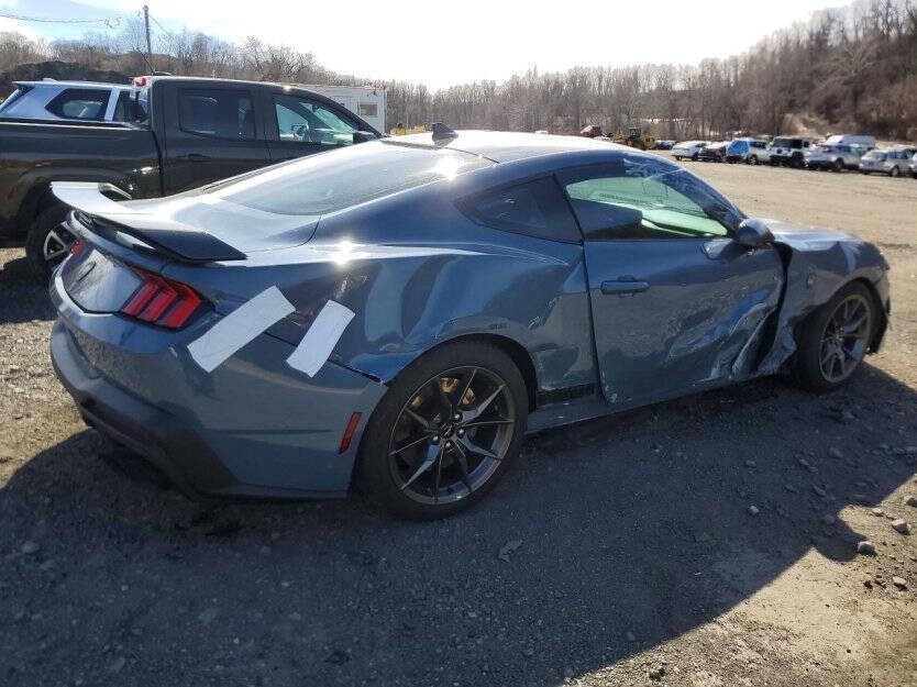 2024 Ford Mustang Image 4