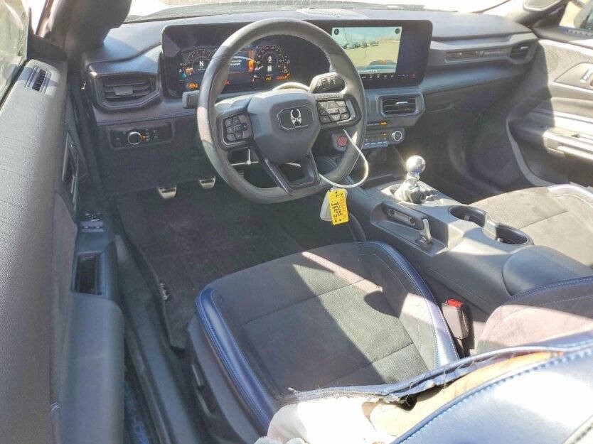 2024 Ford Mustang Image 7