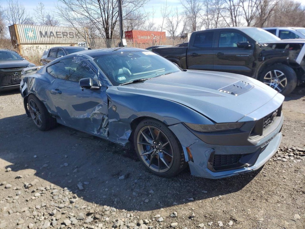 2024 Ford Mustang Image 1