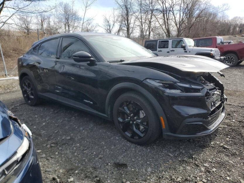 2024 Ford Mustang Image 1