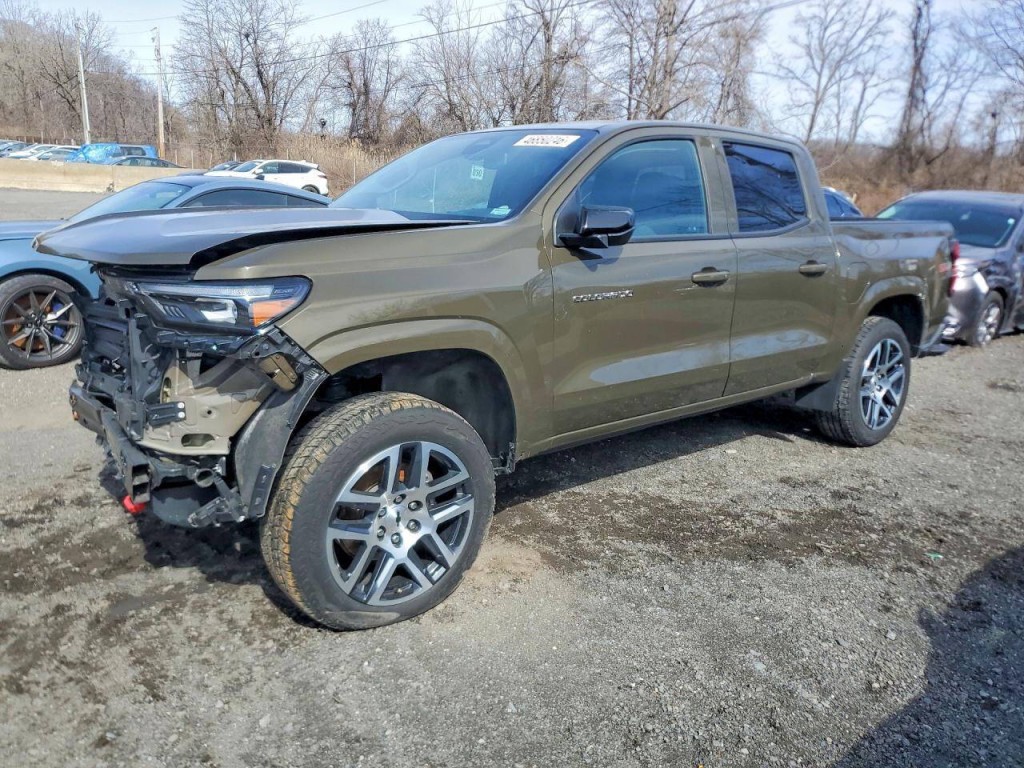 2024 Chevrolet Colorado Image 3