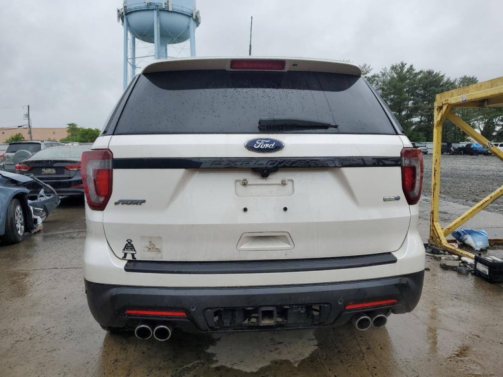 2019 Ford Explorer Image 5