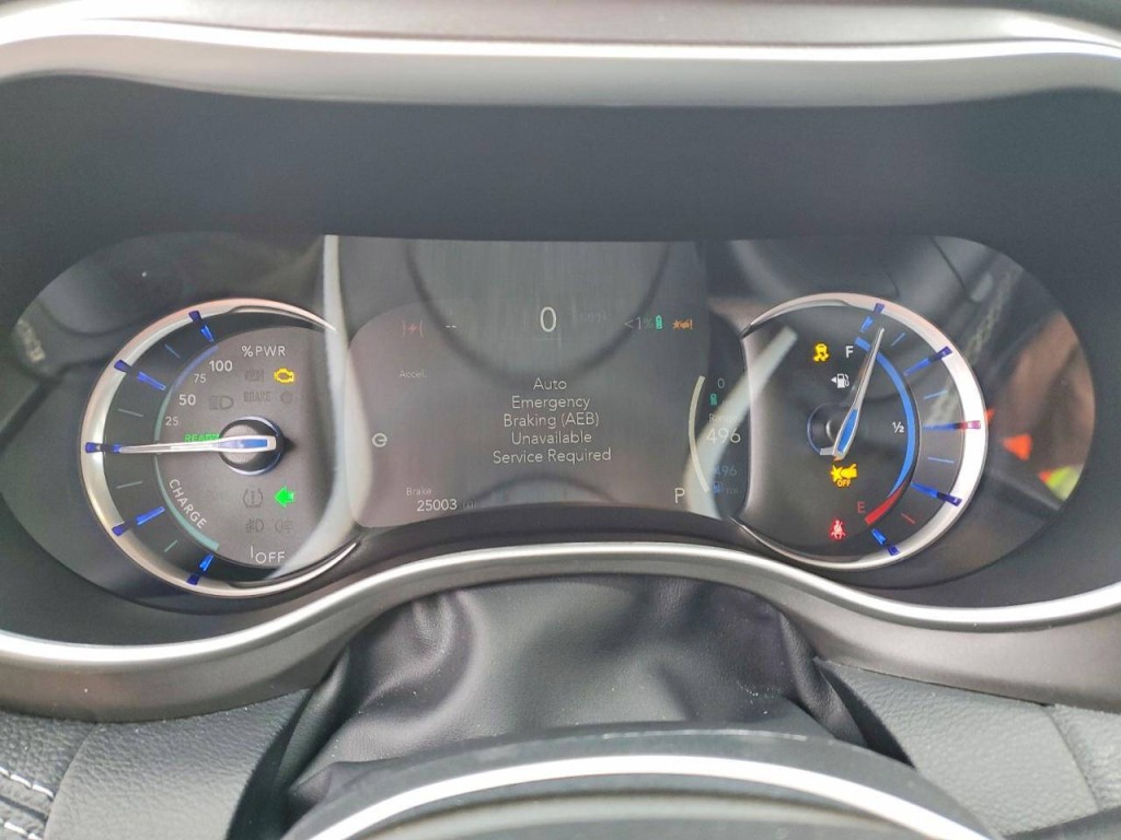 2024 Chrysler Pacifica Image 8