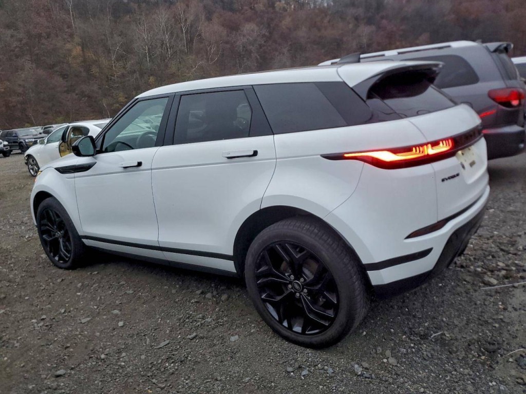 2023 Land Rover Range Rover Evoque Image 3
