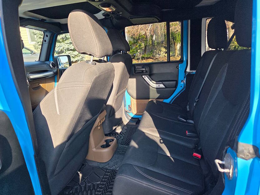 2017 Jeep Wrangler Unlimited Image 8