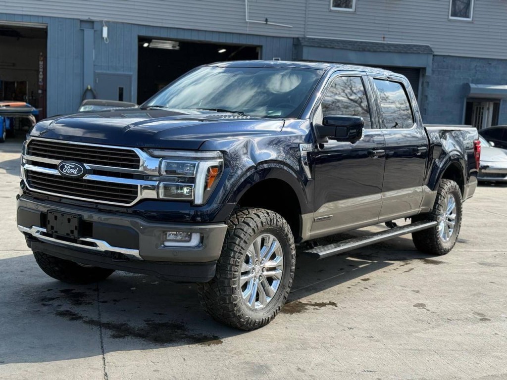 2025 Ford F-150 Image 2