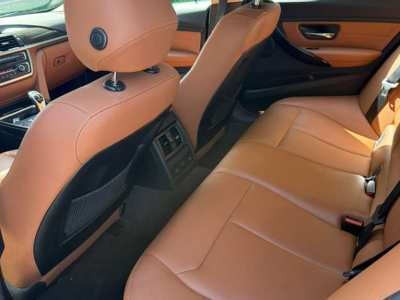 2015 BMW 3 Series Image 9