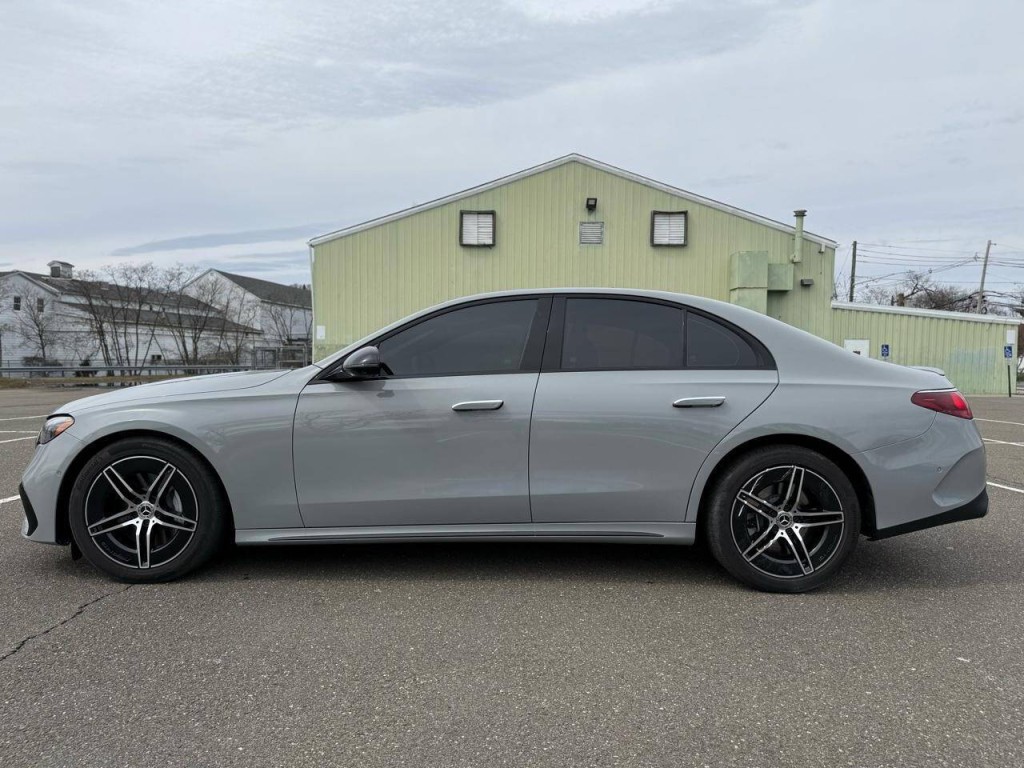 2024 Mercedes-Benz E-Class Image 4