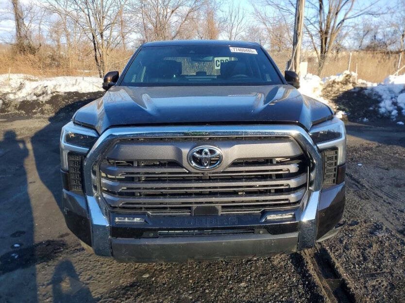 2025 Toyota Tundra Image 2