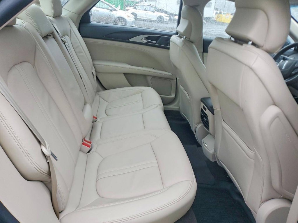 2019 Lincoln MKZ Image 7