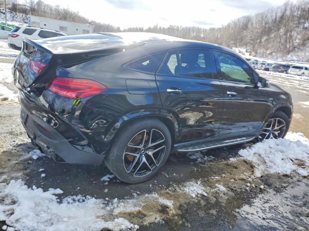 2025 Mercedes-Benz GLE-Class Image 4