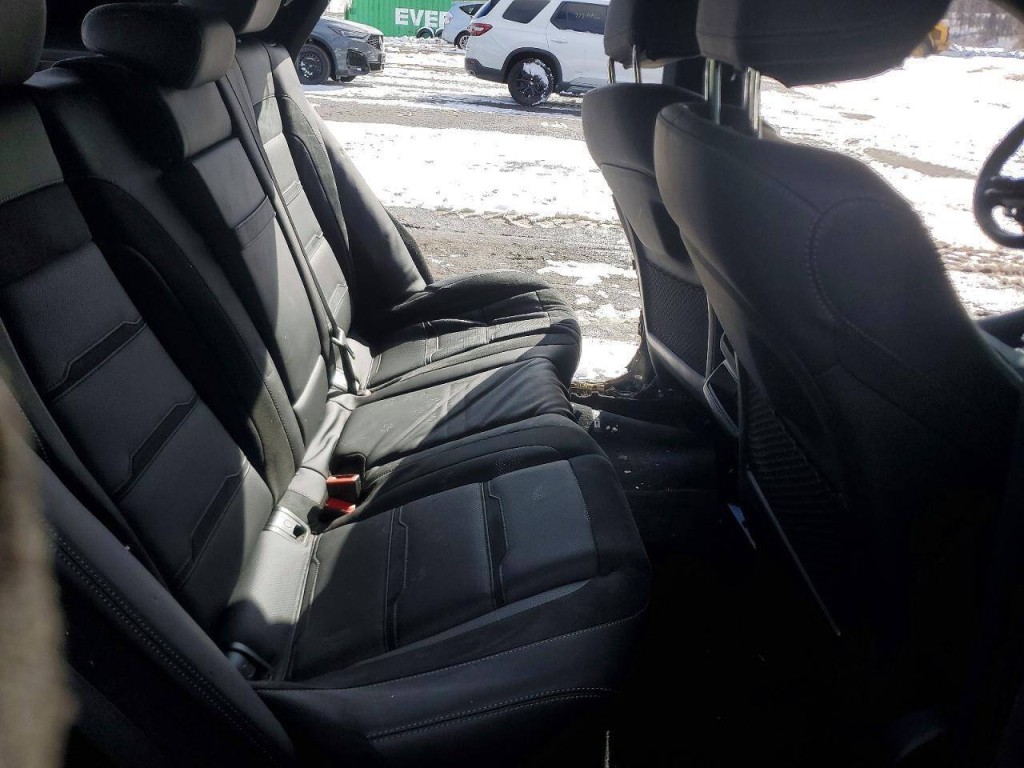 2025 Mercedes-Benz GLE-Class Image 9