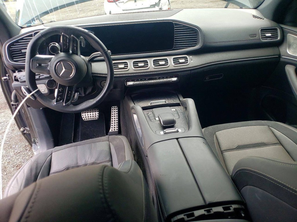 2025 Mercedes-Benz GLE-Class Image 7