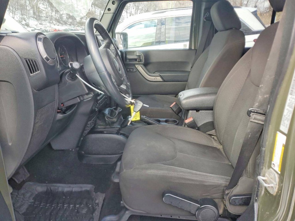 2016 Jeep Wrangler Unlimited Image 6