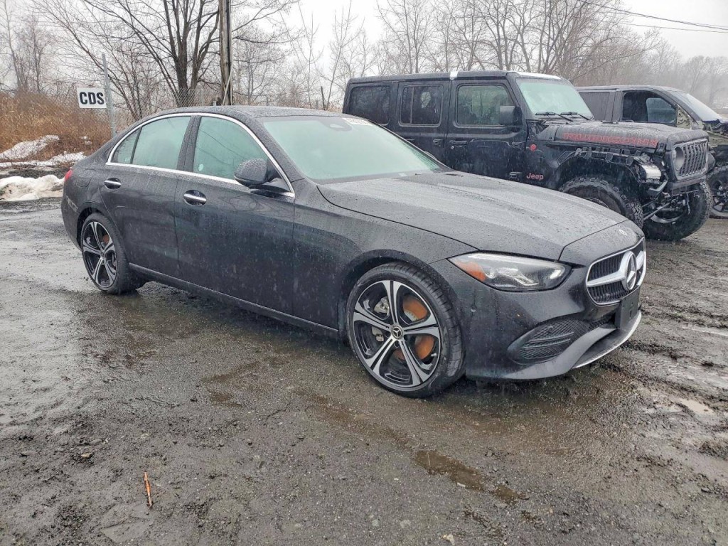 2025 Mercedes-Benz C-Class Image 1