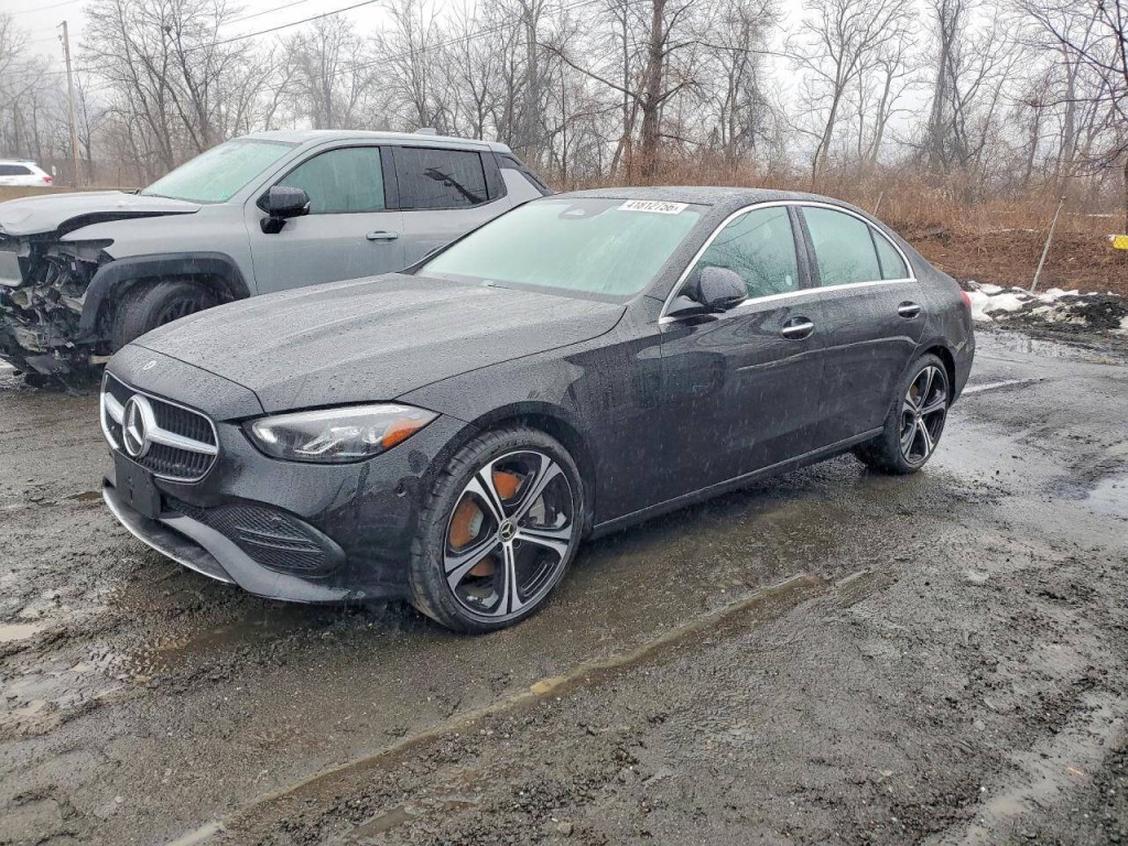 2025 Mercedes-Benz C-Class Image 2