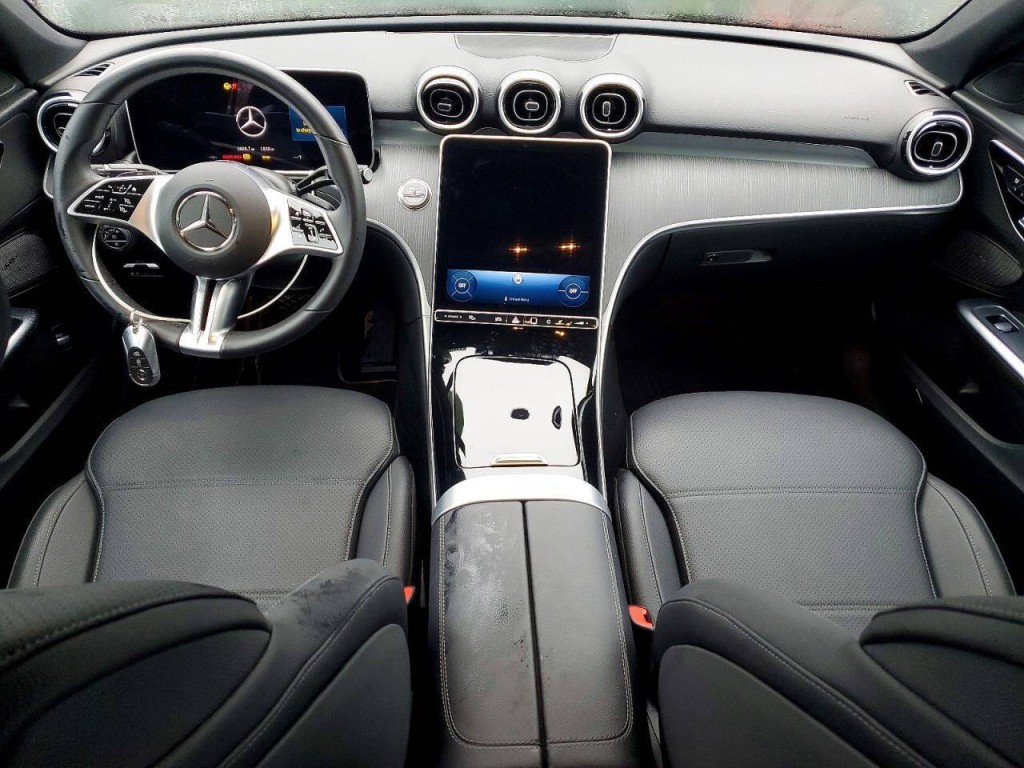 2025 Mercedes-Benz C-Class Image 7