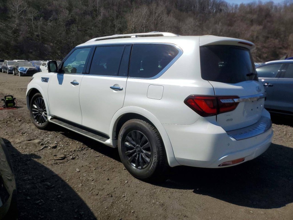 2023 INFINITI QX80 Image 4