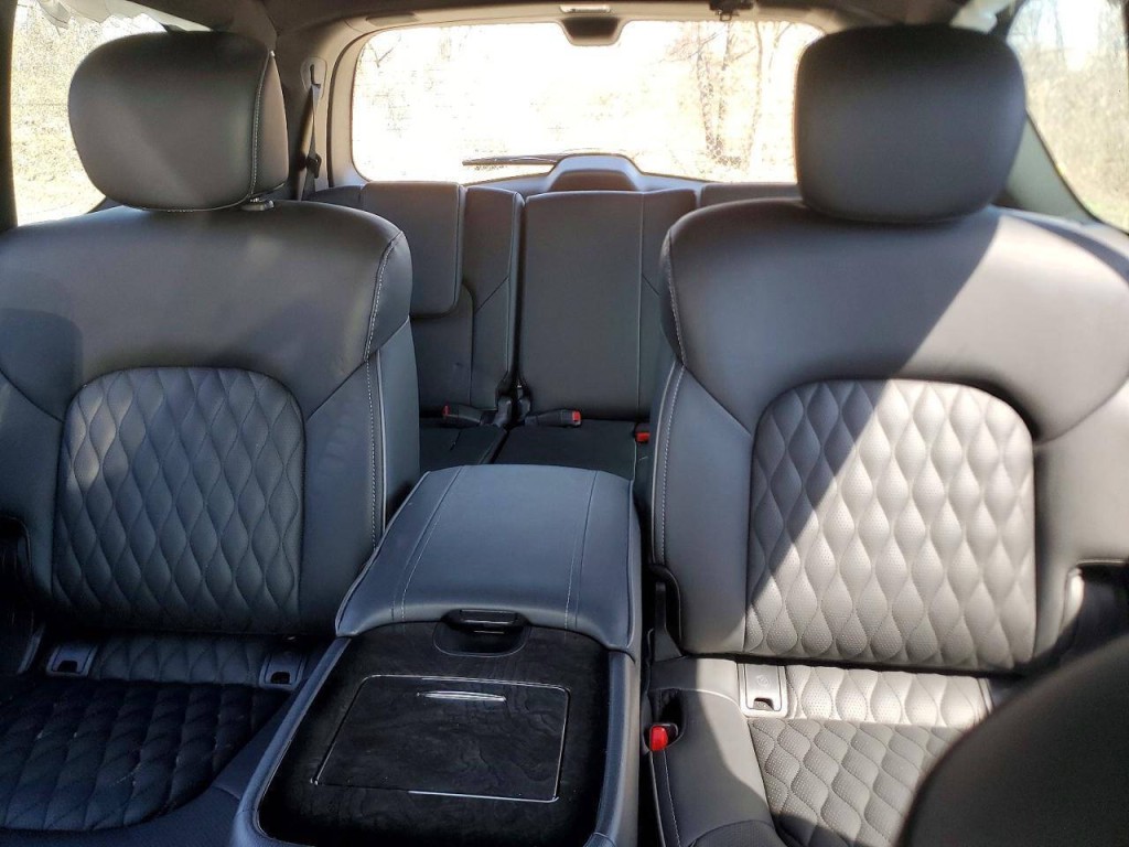 2023 INFINITI QX80 Image 7