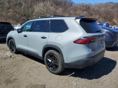 2025 Toyota Highlander Image 4