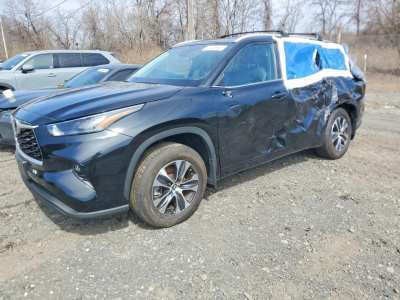 2024 Toyota Highlander Image 2