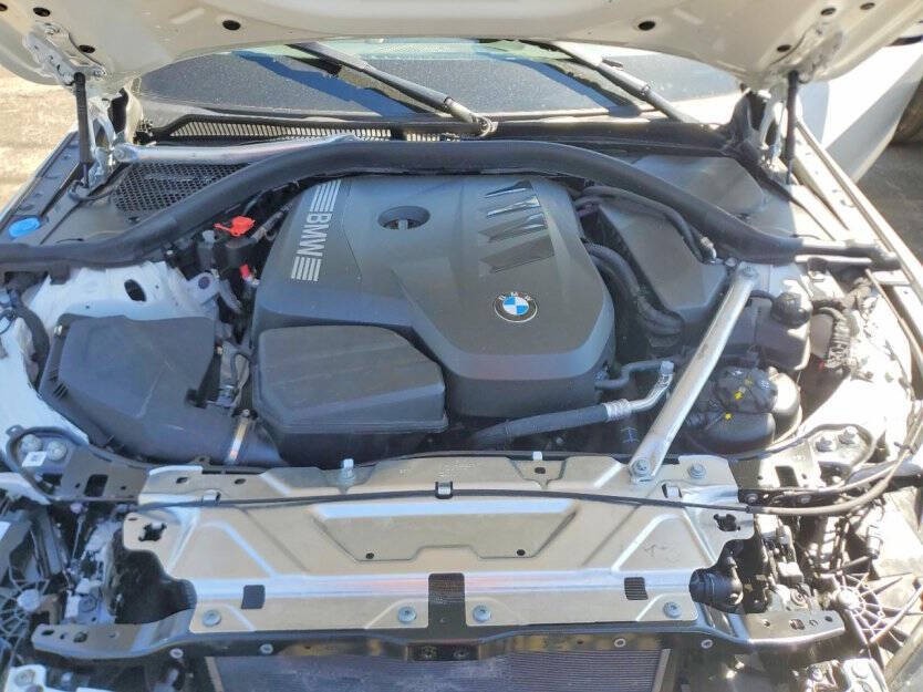 2026 BMW 4 Series Image 9