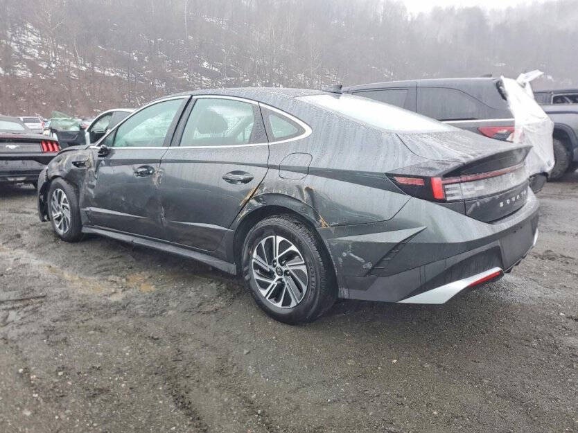 2026 Hyundai Sonata Image 3