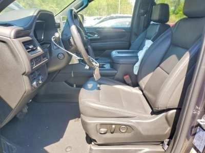 2023 Chevrolet Suburban Image 5