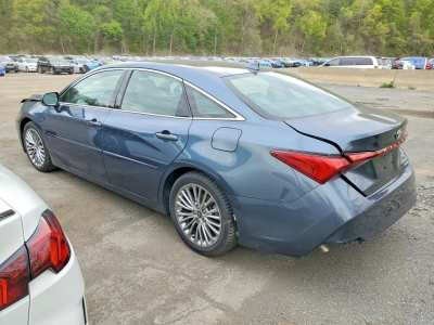 2022 Toyota Avalon Image 3