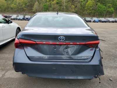 2022 Toyota Avalon Image 4